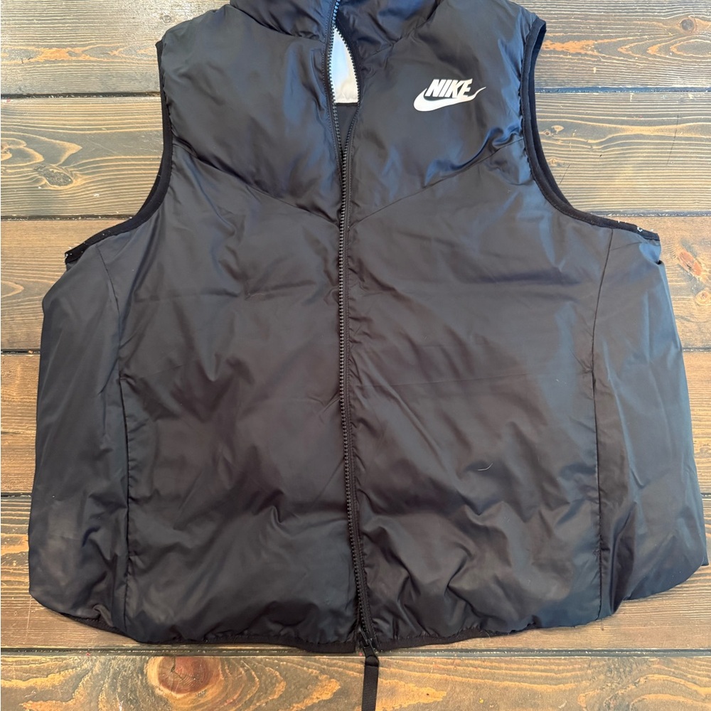 Nike Black Puffer Vest Reversible
